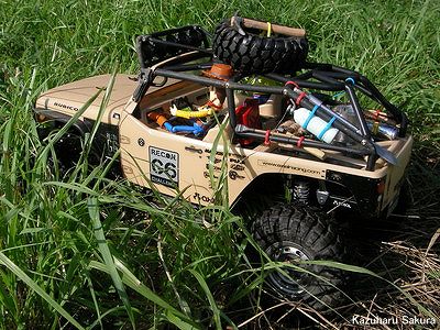 Axial(アキシャル)・SCX10・ジープ ラングラー G6 製作記 ～ 完成画像 走行中